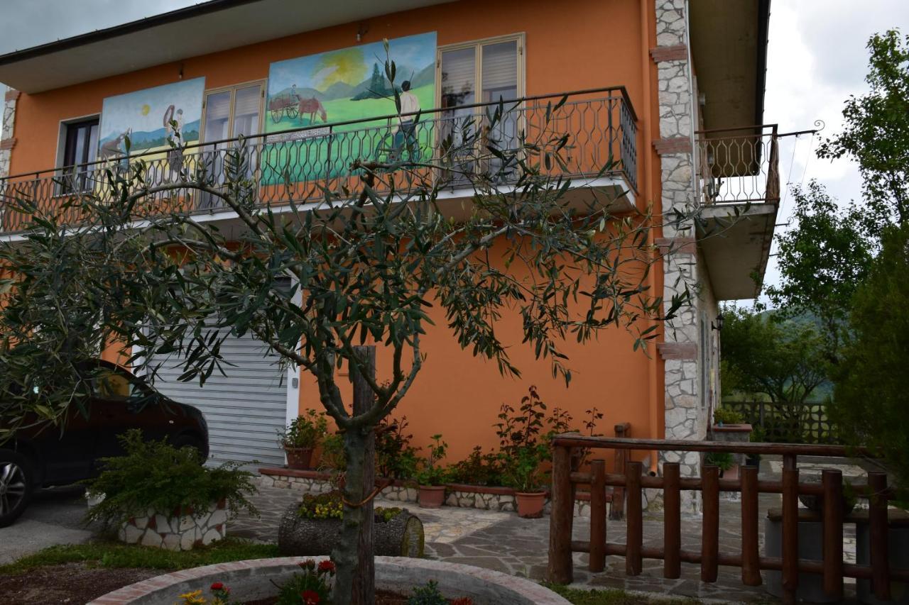 B&B Nel Verde Montesano sulla Marcellana Eksteriør bilde